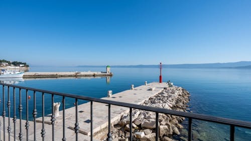 Hotel Kaštil Bol - Odmor u junu na Braču, Bol na Braču, Hrvatska - 32.864 RSD - 2x noćenje u dvokrevetnoj Standard sobi za 2 osobe, Doručak