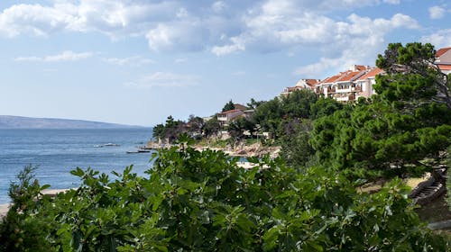 Hotel Zagreb Karlobag - All inclusive light leto, Karlobag, Hrvatska - 108.785 RSD - 7x noćenje u dvokrevetnoj sobi za 2 osobe (1. dete do 11,99 godina besplatno i 2. dete do navršene 1 godine besplatno), All inclusive light