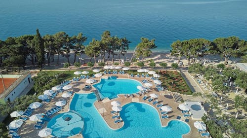 Bluesun hotel Neptun - All inclusive pozdrav letu na makarskoj rivijeri, Tučepi, Makarska rivijera, Dalmacija, Hrvatska - 70.433 RSD - 3x noćenje u Standard dvokrevetnoj sobi sa balkonom (depandansa) za 2 osobe, All inclusive i piće uz obroke