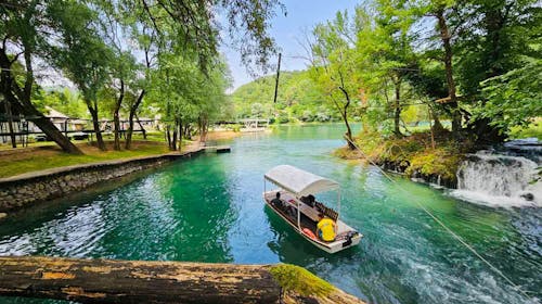 Hotel Opal Art - Wellness odmor u NP Una, Bihać, Bosna i Hercegovina - 13.262 RSD - 1x noćenje u dvokrevetnoj sobi za 2 osobe (1 dete do 7 godina besplatno), Doručak