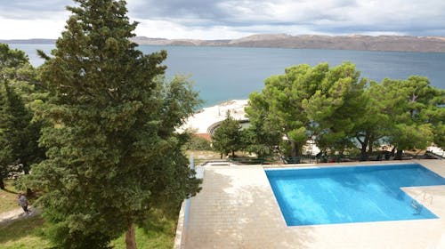Hotel Zagreb Karlobag - All inclusive light leto, Karlobag, Hrvatska - 70.070 RSD - 5x noćenje u dvokrevetnoj sobi za 2 osobe (1. dete do 11,99 godina besplatno i 2. dete do navršene 1 godine besplatno), All inclusive light