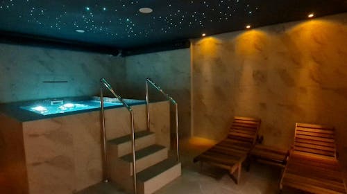 Hotel Astorya - Porodični odmor u Banjoj Luci, Banja Luka, Bosna i Hercegovina - 12.089 RSD - 1x noćenje u dvokrevetnoj sobi za 2 osobe (dete do 6 godina besplatno), Doručak