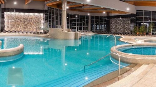 Hotel Azúr - Odmor u Superior studiu, Siofok, Mađarska - 81.043 RSD - 4x noćenje u Superior studiu za 2 osobe, Polupansion