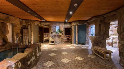 Hotel Horizont - Majsko wellness opuštanje na makarskoj rivijeri, Baška Voda, Makarska rivijera, Dalmacija, Hrvatska - 43.680 RSD - 3x noćenje u Superior dvokrevetnoj sobi sa balkonom za 2 osobe, Polupansion (buffet doručak i večera)