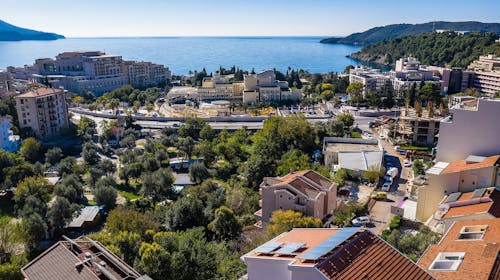 Hotel Bono by Aycon - Porodično proleće i jesen, Bečići, Crna Gora - 33.926 RSD - 3x noćenje u dvokrevetnoj Standard sobi (sa dodatnim ležajem) za 2 osobe (1 dete do 11,99 godina besplatno), Doručak