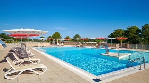 Hotel Molindrio Plava Laguna - Porodično leto u Poreču, Poreč, Istra, Hrvatska - 191.935 RSD - 7x noćenje u Economy sobi za 2 osobe (1 dete do 11,99 godina i 1 dete do 4,99 godina besplatno), Polupansion
