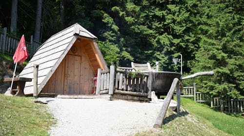 Glamping Lake Bloke - Porodični glamping odmor uz Bloško jezero, Nova vas, Slovenija - 12.652 RSD - 1x noćenje u velikoj glamping kućici za 2 osobe (2 dece do 15 godina besplatno), Doručak