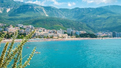 Hotel Bono by Aycon - Porodično leto, Bečići, Crna Gora - 52.003 RSD - 3x noćenje u dvokrevetnoj Standard sobi (sa dodatnim ležajem) za 2 osobe (1 dete do 11,99 godina besplatno), Doručak