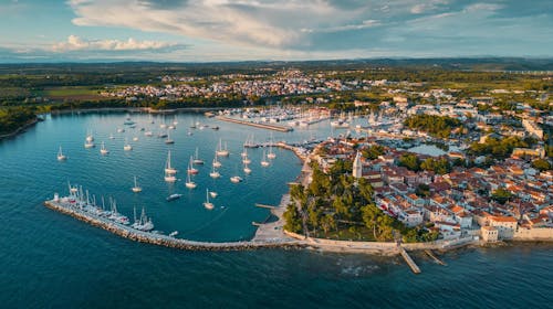 Hotel Nautica - Proleće i 1. maj u Novigradu, Novigrad, Istra, Hrvatska - 32.755 RSD - 2x noćenje u dvokrevetnoj Superior sobi sa balkonom i pogledom na park za 2 osobe, Polupansion