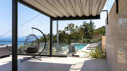 Top Apartments Opatija - Luksuzni odmor u 5* apartmanu, Opatija, Hrvatska - 62.139 RSD - 2x noćenje u apartmanu sa 2 spavaće sobe za 4 osobe (2 dece do 12 godina besplatno) ili za 5 odraslih osoba, Piće dobrodošlice