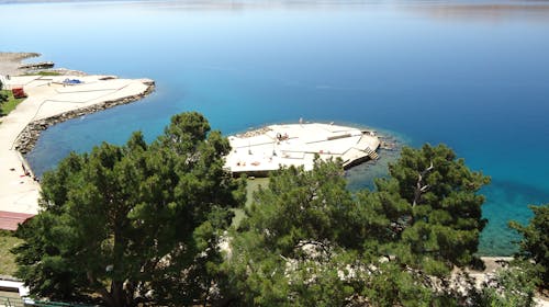 Hotel Zagreb Karlobag - All inclusive light leto - Soba sa balkonom, Karlobag, Hrvatska - 108.096 RSD - 7x noćenje u dvokrevetnoj sobi sa balkonom za 2 osobe (1. dete do 11,99 godina besplatno i 2. dete do navršene 1 godine besplatno), All inclusive light