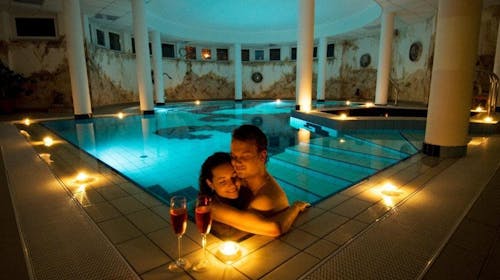 Hotel Venus - Termalni odmor u Mađarskoj, Zalakaros, Mađarska - 24.849 RSD - 2x noćenje u Venus Standard sobi za 2 osobe, Doručak