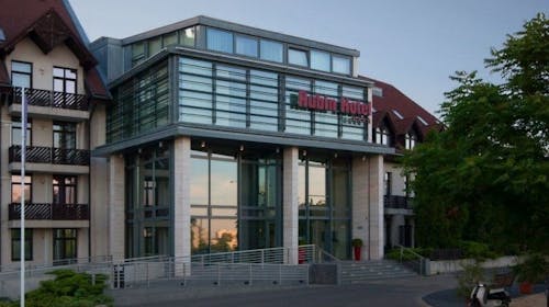 Rubin Wellness & Conference Hotel, Budimpešta, Mađarska - 45.774 RSD - 3x noćenje u dvokrevetnoj Economy sobi za 2 osobe, Doručak (buffet)
