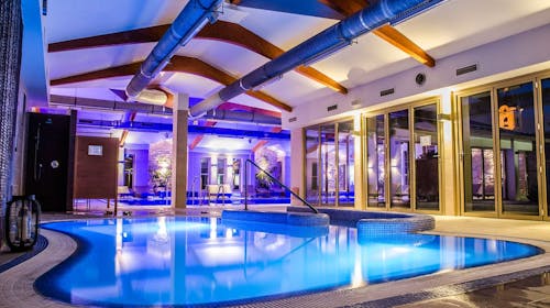 Kolping Family Resort****s, Hévíz, Mađarska - 58.527 RSD - 2x noćenje u Family Suite za 2 osobe (2 dece do 5,99 godina besplatno), Polupansion (buffet doručak i večera)