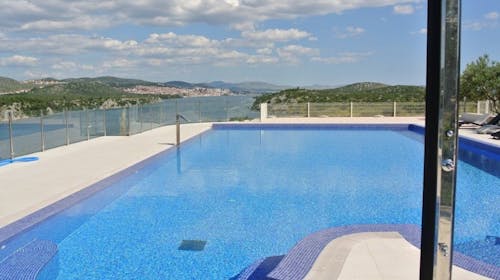 Hotel Panorama - Kraj leta u Šibeniku, Šibenik, Dalmacija, Hrvatska - 39.902 RSD - 2x noćenje u dvokrevetnoj Standard sobi za 2 osobe, Polupansion