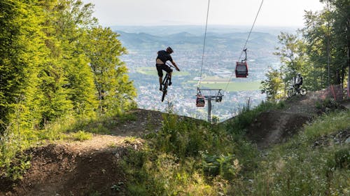 Forest Apartments Videc - Prolećni ili jesenji wellness odmor na Pohorju tokom sedmice za 6 osoba, Pohorje, Slovenija - 25.693 RSD - 2x noćenje u jednosobnom apartmanu sa balkonom ili terasom za 6 osoba, Neograničeno kupanje u WellNest bazenu