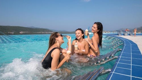 Grand Hotel Neum - Wellness odmor uz more, Neum, Bosna i Hercegovina - 53.037 RSD - 3x noćenje u dvokrevetnoj sobi sa balkonom morska strana za 2 osobe (1 dete do 2,99 godina i 1 dete do 6,99 godina besplatno), Polupansion
