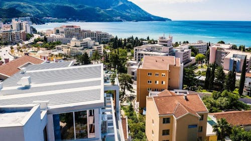 Hotel Lusso Mare by Aycon - Kraj leta udvoje, Bečići, Crna Gora - 40.382 RSD - 3x noćenje u dvokrevetnoj Standard sobi za 2 osobe, Doručak