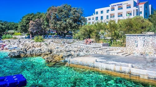 La Luna Island Hotel - All inclusive porodični odmor na Pagu sa uključenom masažom - Posebna akcija, Lun, ostrvo Pag, Hrvatska - 30.406 RSD - 2x noćenje u dvokrevetnoj Standard sobi sa pomoćnim ležajem za 2 osobe (1 dete do 11,99 godina i 1 dete do 4,99 godina besplatno), All inclusive