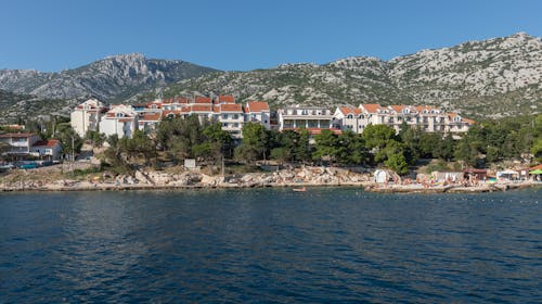 Hotel Zagreb Karlobag - All inclusive light pozdrav letu - Soba sa balkonom, Karlobag, Hrvatska - 57.629 RSD - 5x noćenje u dvokrevetnoj sobi sa balkonom za 2 osobe (1. dete do 11,99 godina besplatno i 2. dete do navršene 1 godine besplatno), All inclusive light