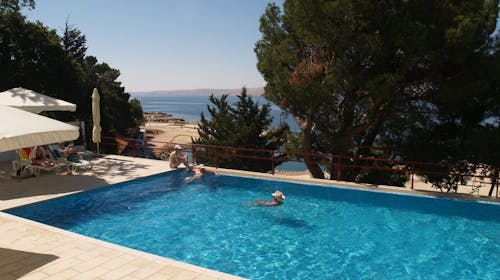 Hotel Zagreb Karlobag - All inclusive light pozdrav letu , Karlobag, Hrvatska - 30.631 RSD - 3x noćenje u dvokrevetnoj sobi za 2 osobe (1. dete do 11,99 godina besplatno i 2. dete do navršene 1 godine besplatno), All inclusive light