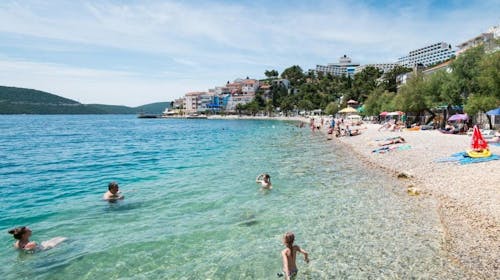 Grand Hotel Neum - Letnji odmor tik uz more, Neum, Bosna i Hercegovina - 40.951 RSD - 2x noćenje u dvokrevetnoj sobi sa balkonom morska strana za 2 osobe (1 dete do 2,99 godina i 1 dete do 6,99 godina besplatno), Polupansion