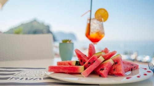 Hotel Riva by Aycon - Porodični kraj leta u Petrovcu, Petrovac, Crna Gora - 44.064 RSD - 3x noćenje u dvokrevetnoj Standard sobi sa pogledom na atrium ili na planine za 2 osobe (1 dete do 11,99 godina besplatno), Doručak