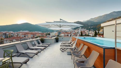 Hotel Diplomat by Aycon - Porodično leto uz more, Budva, Crna Gora - 73.955 RSD - 3x noćenje u dvokrevetnoj Standard sobi za 2 osobe (1 dete do 11,99 godina besplatno), Doručak