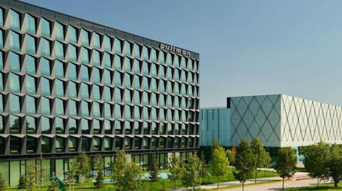 Pullman hotel - Lifestyle i dizajn doživljaj u Zagrebu, Zagreb, Hrvatska - 11.745 RSD - 1x noćenje u Superior king ili twin sobi za 2 osobe (1 dete do 11,99 godina besplatno), Doručak