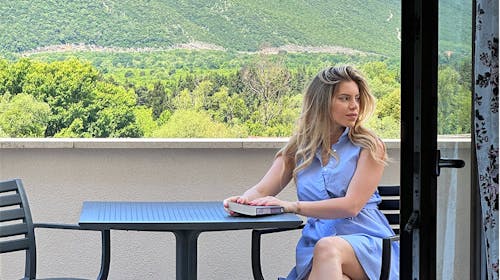 Hotel Opera - Porodični odmor na crnogorskoj obali, Prijevor, Jaz, Crna Gora - 28.291 RSD - 2x noćenje u trokrevetnoj sobi za 2 osobe (dete do 12 godina besplatno), Polupansion