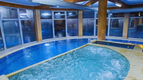 Aqua Spa Lux - Banjski Centar Aqua Spa Termale - Wellness odmor, Novi Pazar, Srbija - 8.217 RSD - 1x noćenje u dvokrevetnoj sobi za 2 osobe, Doručak