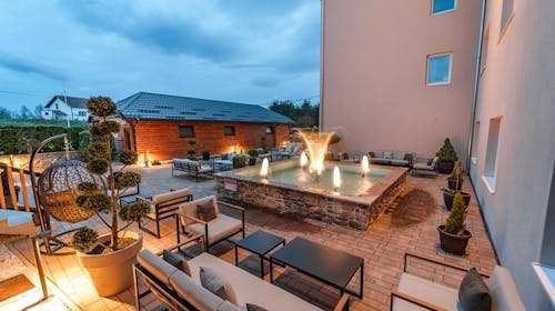 Hotel Mirjana & Rastoke - Prolećni odmor u blizini Plitvica, Slunj, Hrvatska - 17.494 RSD - 1x noćenje u dvokrevetnoj sobi za 2 osobe, Polupansion