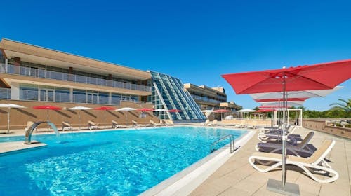 Hotel Molindrio Plava Laguna - Porodično leto u Poreču, Poreč, Istra, Hrvatska - 114.926 RSD - 5x noćenje u Economy sobi za 2 osobe (1 dete do 11,99 godina i 1 dete do 4,99 godina besplatno), Polupansion