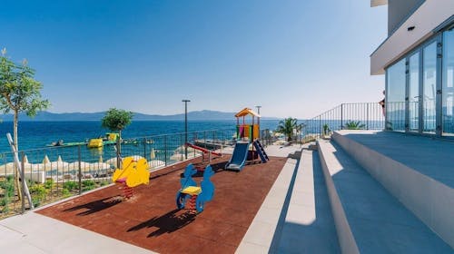 Morenia All Inclusive Resort - All inclusive prolećno opuštanje sa animacijom, Podaca, Makarska rivijera, Dalmacija, Hrvatska - 37.566 RSD - 2x noćenje u Comfort plus sobi sa balkonom (strana more) za 2 osobe (2 dece do 7,99 godina besplatno), All inclusive