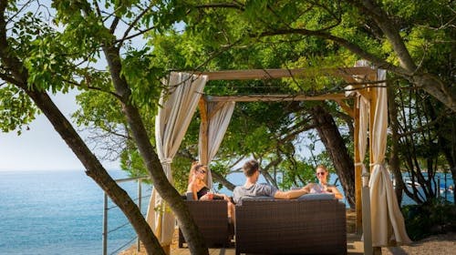 Veya Maradiso Hotel by Aminess - Porodično ljeto na Krku, Njivice, ostrvo Krk, Hrvatska - 178.342 RSD - 7x noćenje u Superior dvokrevetnoj sobi sa balkonom za 2 osobe (1 dete do 9,99 godina besplatno), Polupansion