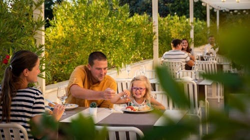 Magal Maradiso Hotel by Aminess - Septembar u Njivicama na Krku - Superior Junior Suite, Njivice, Krk, Hrvatska - 193.135 RSD - 7x noćenje u Superior Junior Suiteu sa balkonom morska strana za 2 osobe (2 dece do 9,99 godina besplatno), Polupansion