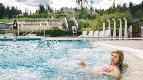 Hotel Vesna - Terme Topolšica - Romantično ili porodično leto sa punim pansionom, Topolšica, Slovenija - 33.894 RSD - 2x noćenje u dvokrevetnoj Comfort sobi sa balkonom za 2 osobe (1. dete do 9,99 godina i 2. dete do 4,99 godina besplatno), Pun pansion