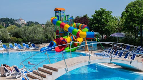 Maslinica Resort - Kamp Oliva - Pozdrav letu sa polupansionom, bazenom i wellnessom za 4 osobe, Rabac, Istra, Hrvatska - 46.290 RSD - 2x noćenje u Comfort mobilnoj kućici za 4 osobe, Polupansion