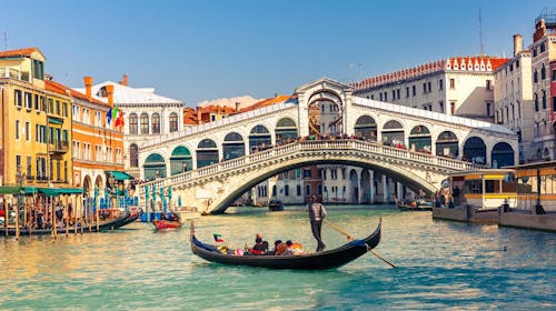 A&O Venice Mestre - Porodični odmor u blizini Venecije, Mestre, Venecija, Italija - 7.864 RSD - 1x noćenje u dvokrevetnoj Standard sobi ili porodičnoj sobi za 2 osobe (2 dece do 17 godina besplatno), Doručak