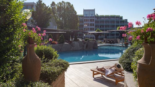 NaturMed Hotel Carbona - Wellness odmor, Heviz, Mađarska - 96.600 RSD - 4x noćenje u Standard dvokrevetnoj plus sobi za 2 osobe, Polupansion (doručak i večera)