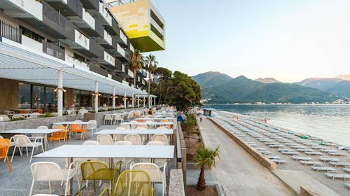Carine Hotel Park - All inclusive jesen uz more, Bijela, Crna Gora - 63.468 RSD - 3x noćenje u dvokrevetnoj sobi sa pogledom na planinu za 2 osobe, All inclusive