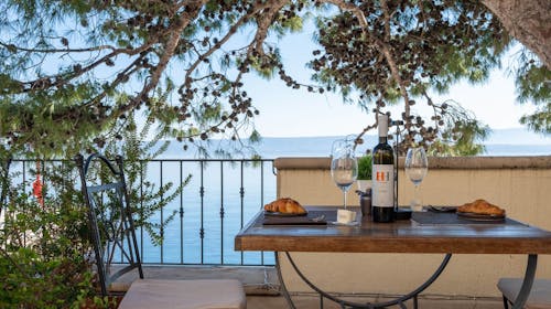 Hotel Kaštil Bol - Odmor u junu na Braču, Bol na Braču, Hrvatska - 22.887 RSD - 2x noćenje u dvokrevetnoj Standard sobi za 2 osobe, Doručak