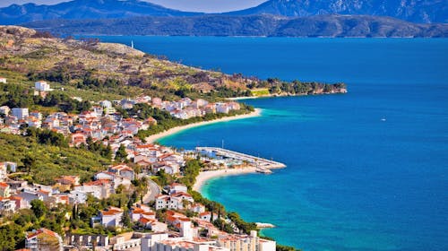 Villa Vinka - Porodični odmor u Tučepima van glavne sezone, Tučepi, Makarska rivijera, Dalmacija, Hrvatska - 44.157 RSD - 3x noćenje u Comfort sobi sa dodatnim ležajem i balkonom (pogled more) za 2 osobe (1 dete do 12 godina i 1 dete do 3 godine besplatno), Polupansion
