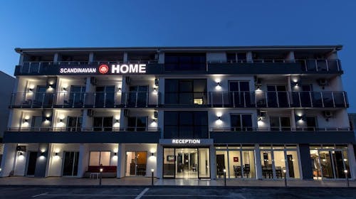 Scandinavian Home of Ulcinj - Leto u Crnoj Gori sa avionom, Ulcinj, Crna Gora - 127.992 RSD - 7x noćenje u Standard dvokrevetnoj sobi za 2 osobe, Polupansion