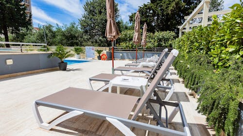 Hotel Idila by Aycon - Porodični početak i kraj leta, Budva, Crna Gora - 40.344 RSD - 3x noćenje u dvokrevetnoj Deluxe sobi sa pogledom na park za 2 osobe (1 dete do 11,99 godina besplatno), Doručak