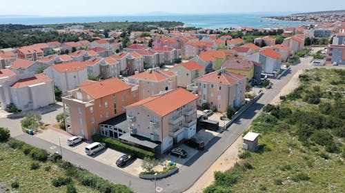 Peris Resort apartments - Odmor na Pagu - Dvosobni apartman, Novalja, Pag, Dalmacija, Hrvatska - 15.263 RSD - 2x noćenje u dvosobnom apartmanu (3+2) za 5 osoba, Korištenje spoljašnjeg bazena