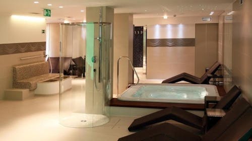 Hotel Molindrio Plava Laguna - Porodično septembarsko leto u Poreču, Poreč, Istra, Hrvatska - 69.144 RSD - 5x noćenje u Economy sobi za 2 osobe (1 dete do 11,99 godina i 1 dete do 4,99 godina besplatno), Polupansion