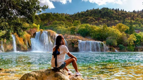 Hotel Vrata Krke - Wellness odmor sa ulaznicama za Nacionalni park Krka, Lozovac, Šibenik, Dalmacija, Hrvatska - 26.879 RSD - 2x noćenje u Standard sobi za 2 osobe, Polupansion (doručak i večera)