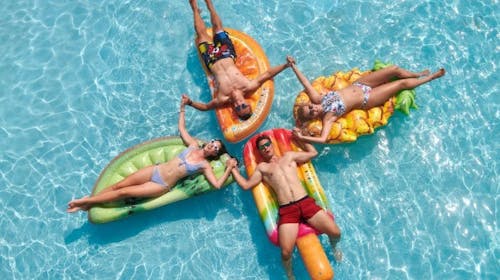 Aquapark Istralandia - Celodnevna ulaznica za odrasle - Jun i septembar, Brtonigla, Istra, Hrvatska - 4.108 RSD - 1x celodnevna ulaznica za osobe iznad 120 cm, Korištenje atrakcija i bazena vodenog parka Istralandia