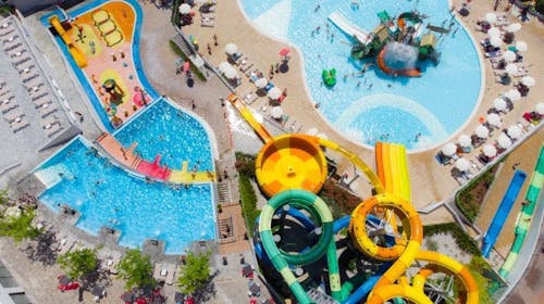 Aquapark Istralandia - Celodnevna ulaznica za decu - Jul i avgust, Brtonigla, Istra, Hrvatska - 3.404 RSD - 1x celodnevna ulaznica za osobe od 90 cm do 120 cm, Korištenje atrakcija i bazena vodenog parka Istralandia